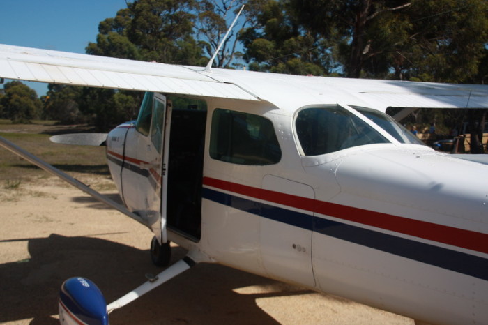 Tasmania - Going for a scenic flight over Wineglass Bay