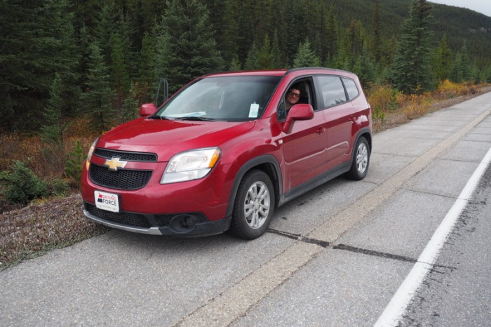 Canada 260 - Driving along the Icefields Parkway