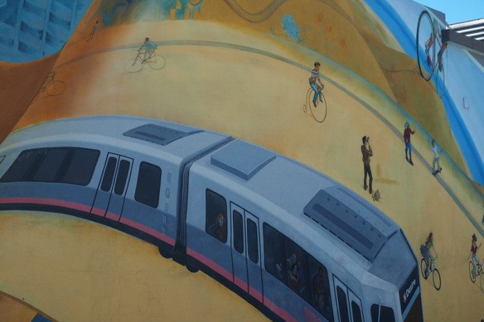 San Francisco - Cool "pro cycling" street art!