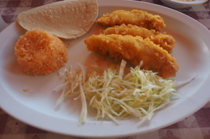 Baja California - Fish tacos at "Mama Espinoza's", El Rosario