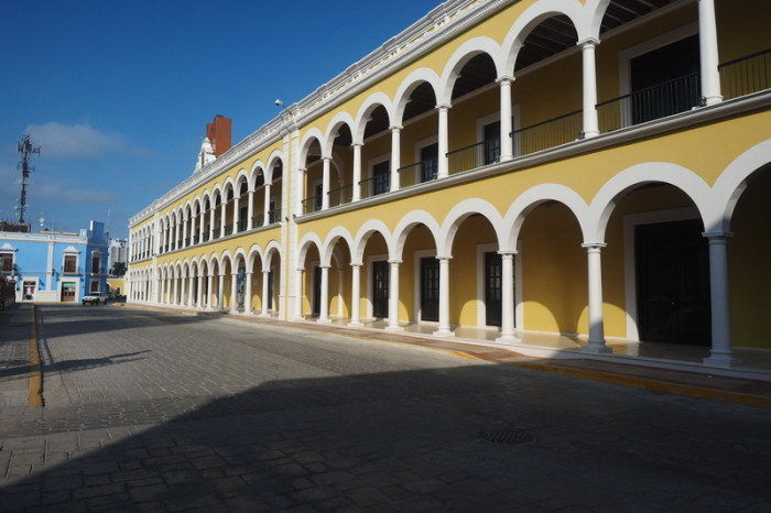 Mexican Road Trip - The beautiful Centro Cultural "El Palacio" (Museo de Fortificaciones, Comercio y Navegación), Campeche, Campeche, Mexico