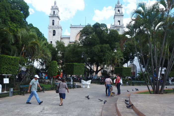 Mexican Road Trip - The beautiful main town square, the "Plaza Grande", Merida, Yucatan, Mexico