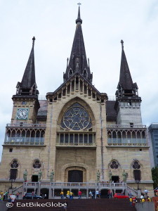 Catedral Basilica Nuestra Señora del Rosario, Manizales