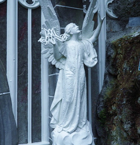 Colombia - Statue outside of the Las Lajas Sanctuary