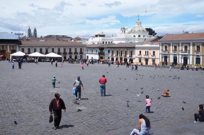 Ecuador - Plaza de San Francisco, Quito