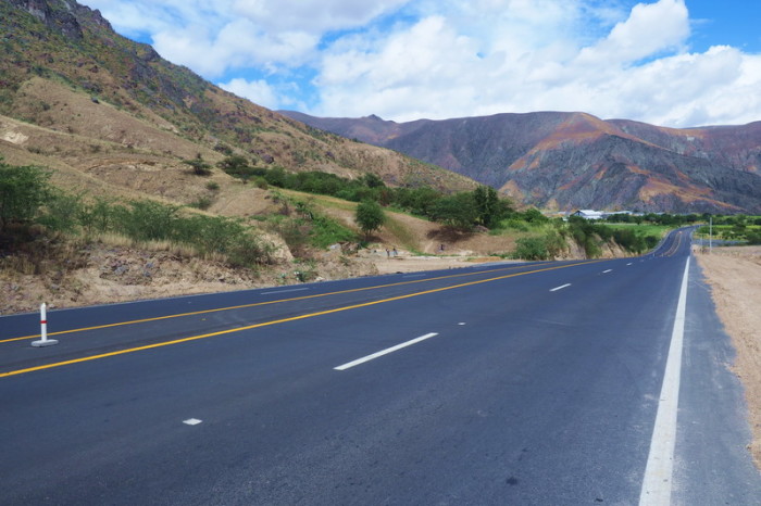 Ecuador - The roads are generally pretty good in Ecuador!