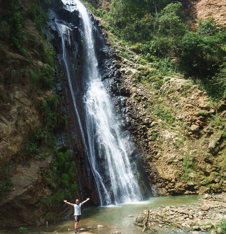 Peru - Beautiful waterfall on the way to Pedro Ruiz