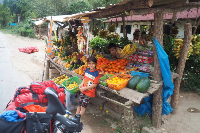 Peru - Fruit stand on the way to Leymebamba