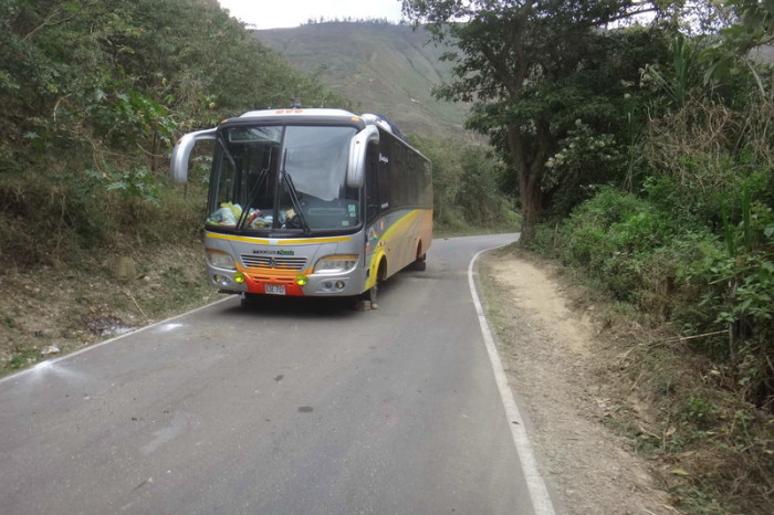 Peru - Broken down bus on the road to Leymebamba