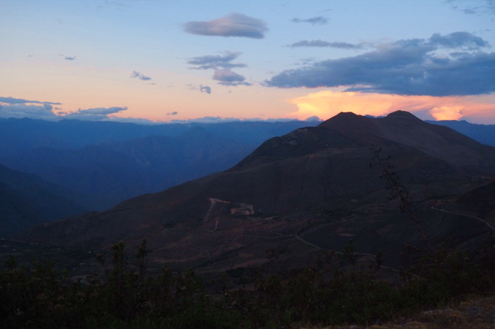 Peru - Sunset views on the way to Celedin