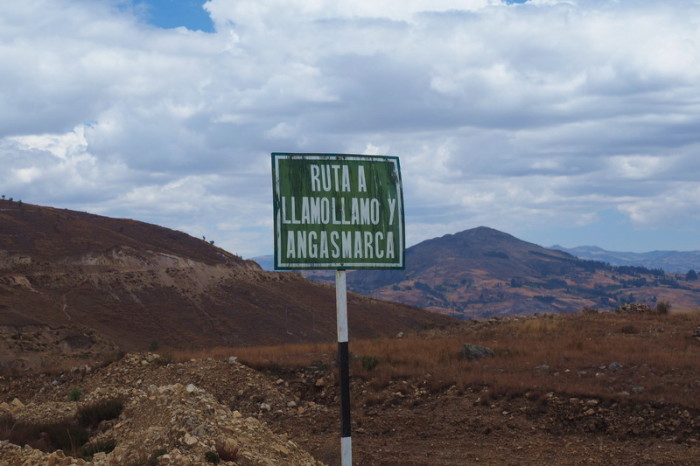 Peru  - Yeah - we're on the right road!