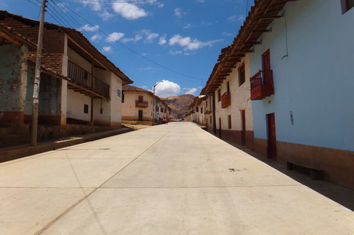 Peru  - The quiet town of Mollebamba