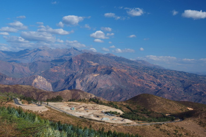 Peru  - Lovely views on the way to Agua Calientes