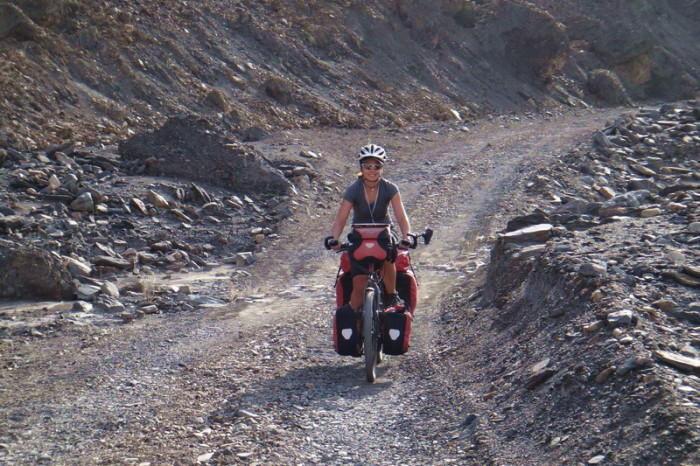 Peru  - Jo cycling to the second river crossing