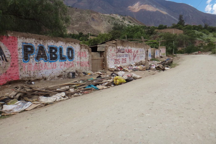 Peru  - Views on entering Yuramarca - a most depressing town 