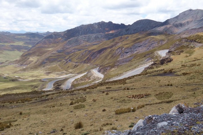 Peru - Stunning views along the Pastoruri Highway