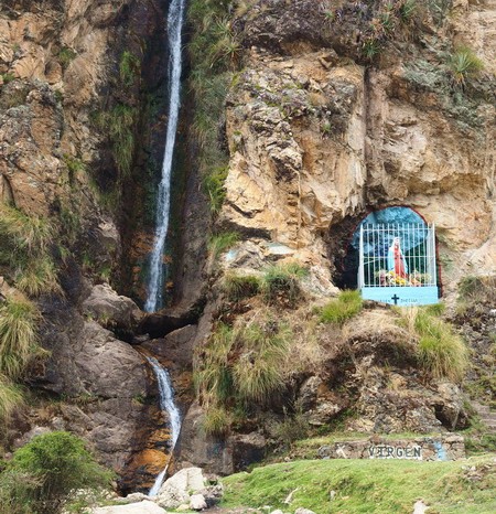 Peru - Lovely shrine near Huallanca