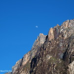 The moon was still visible above our campsite while we were having brekkie on Day 4