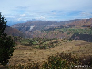 Views on the road to Huancarama