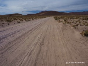 On the sandy road to Llica