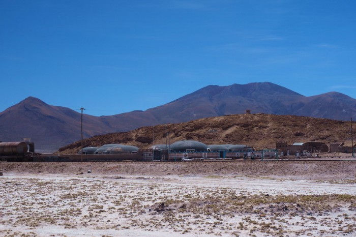Bolivia - Day 1 of the Laguna Route: The military base at Chiquana 