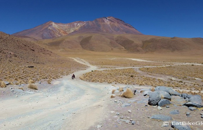 Bolivia - Day 2 of the Laguna Route: On our way to Laguna Hedionda