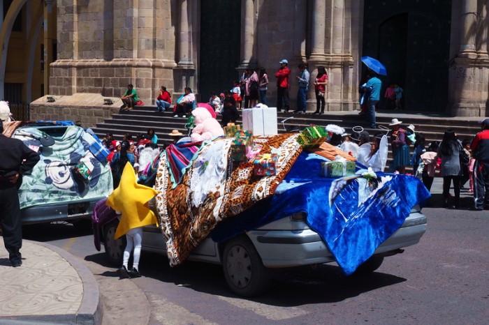 Bolivia - Christmas parade in Potosi