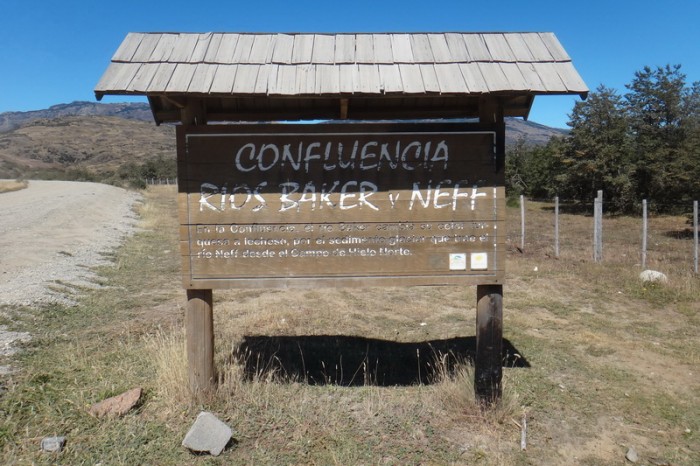 Chile - The confluence of the Rivers Baker and Neff 