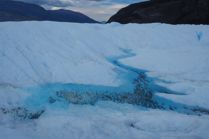 Argentina - Gorgeous glacial pool,  Perito Moreno Glacier
