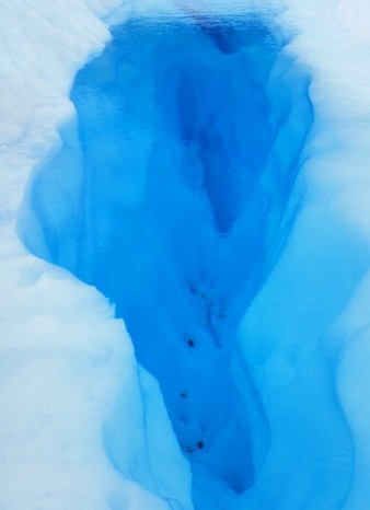 Argentina - Glacial pool,  Perito Moreno Glacier